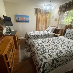 Holiday home Garden Bridge House Sechelt